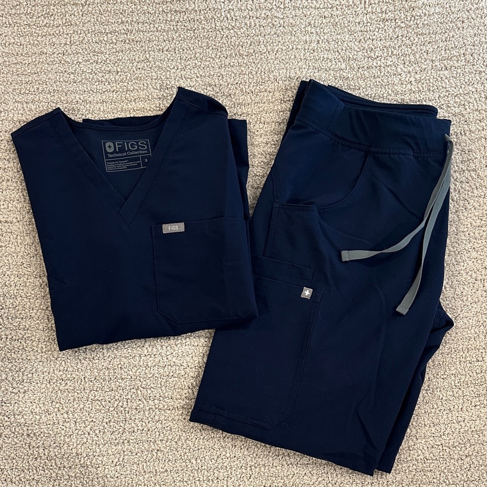 Figs Navy Blue Scrub Set Small Top Medium Kade Cargo Bottoms